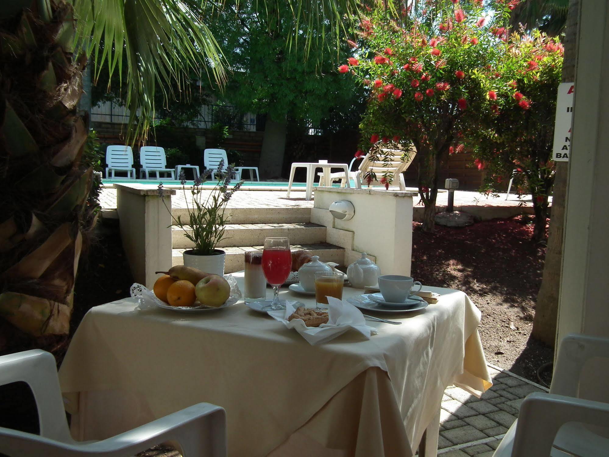 Hotel Giardino D'Europa Rom Exteriör bild